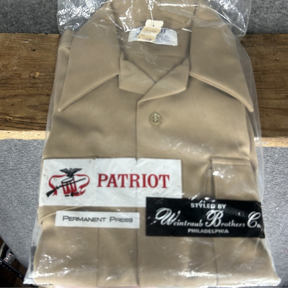 Vintage Patriot Military‎ Shirt Men's Small Beige Button Up Weintraub Bros